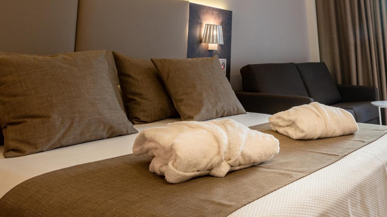 Hotel Golden Μπένιντορμ Εξωτερικό φωτογραφία
