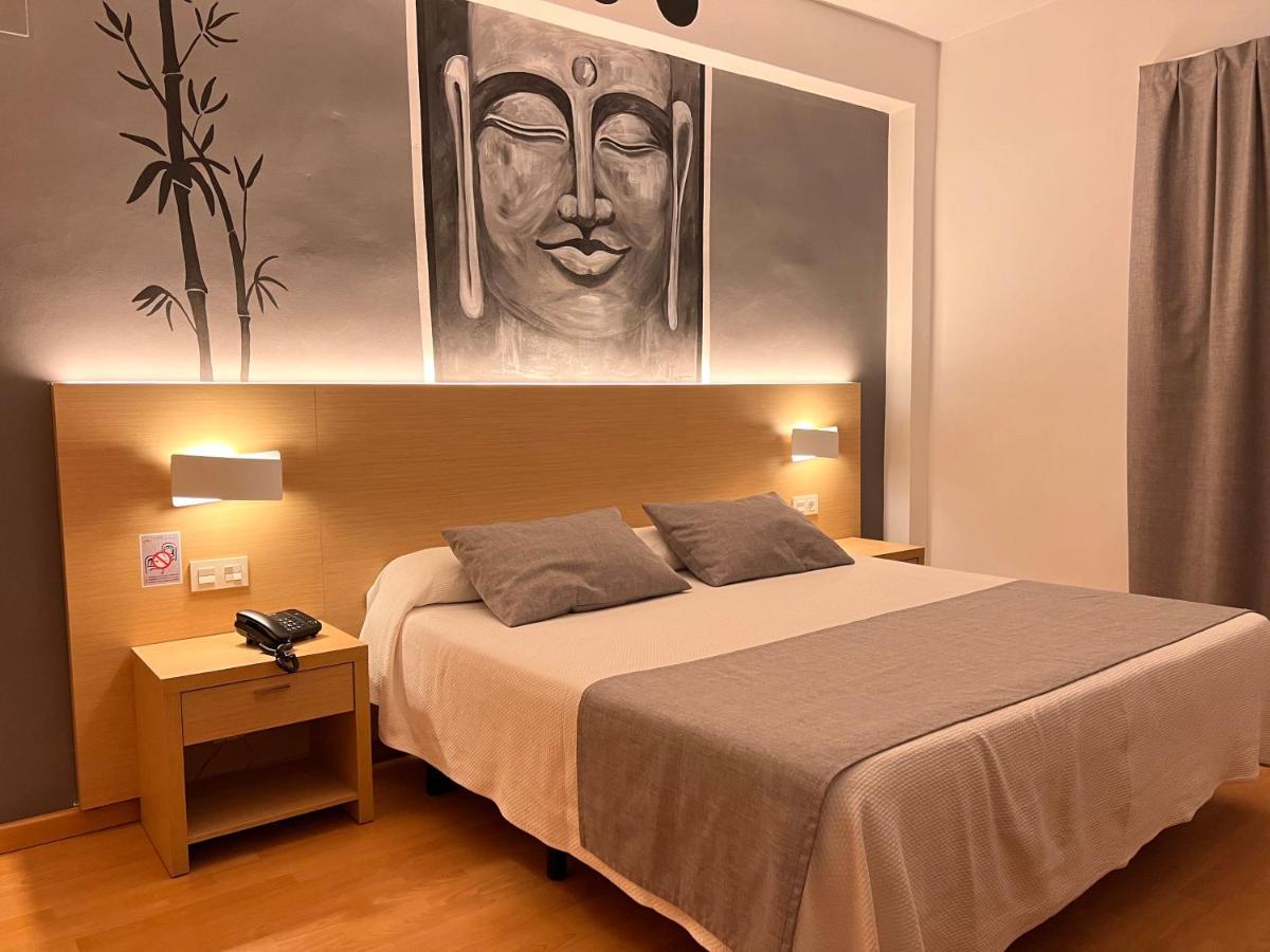 Hotel Golden Μπένιντορμ Εξωτερικό φωτογραφία