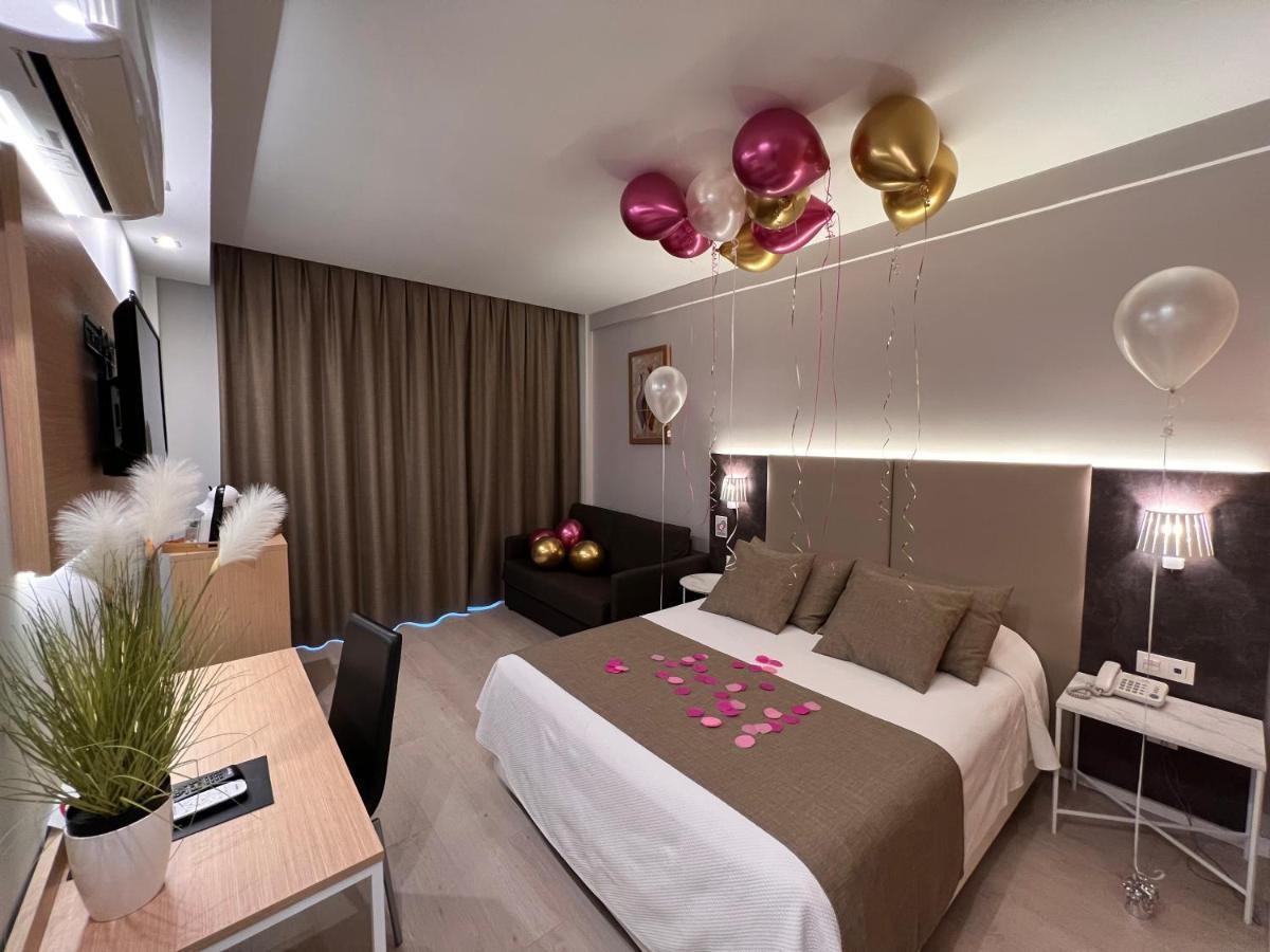 Hotel Golden Μπένιντορμ Εξωτερικό φωτογραφία