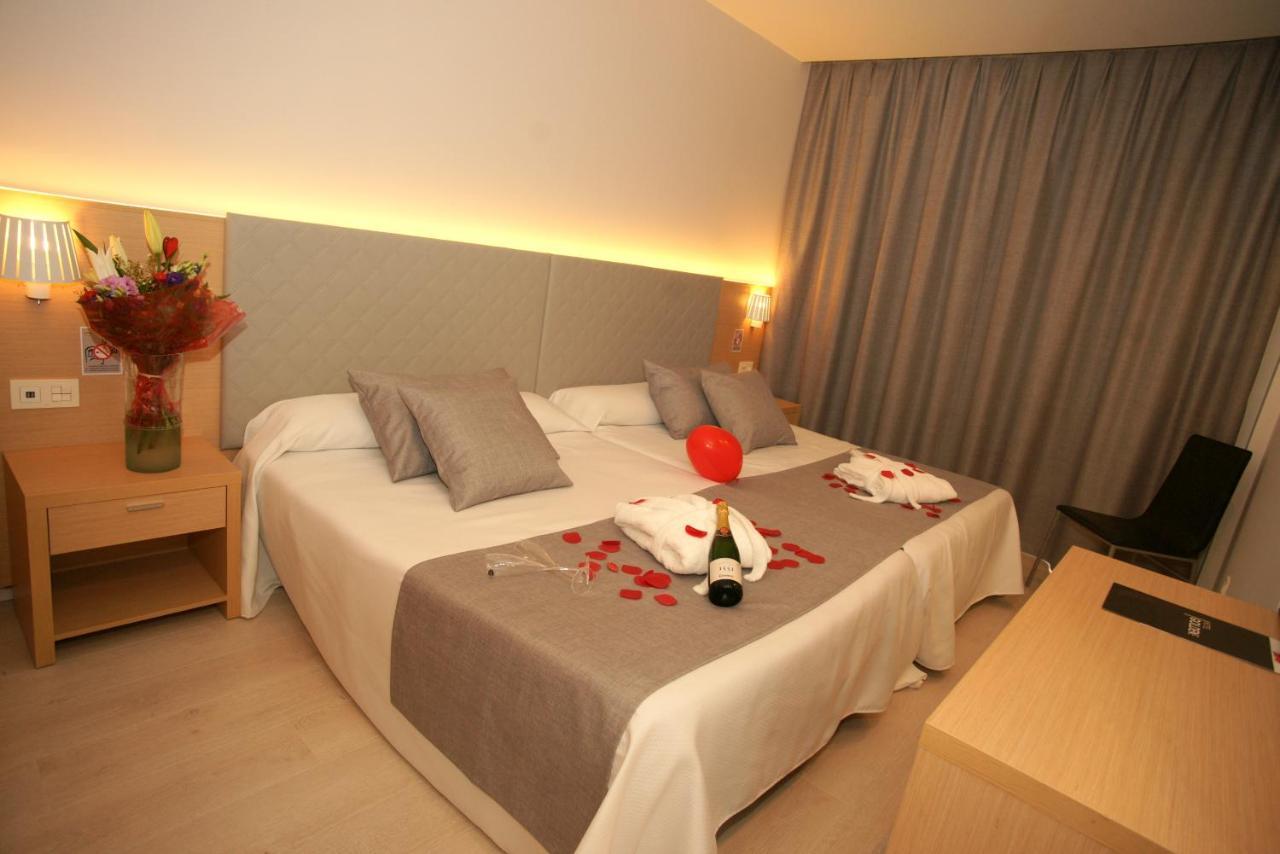 Hotel Golden Μπένιντορμ Εξωτερικό φωτογραφία